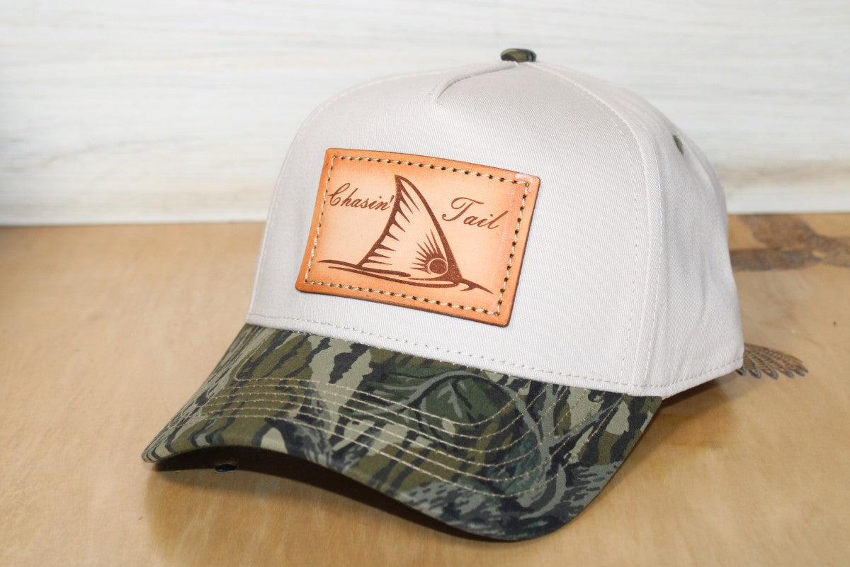 Old School Bottomland Camo Two-Tone Redfish Chaisin' Tail Hat