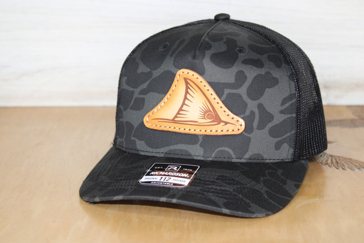 redfish tail leather patch hat sable camo